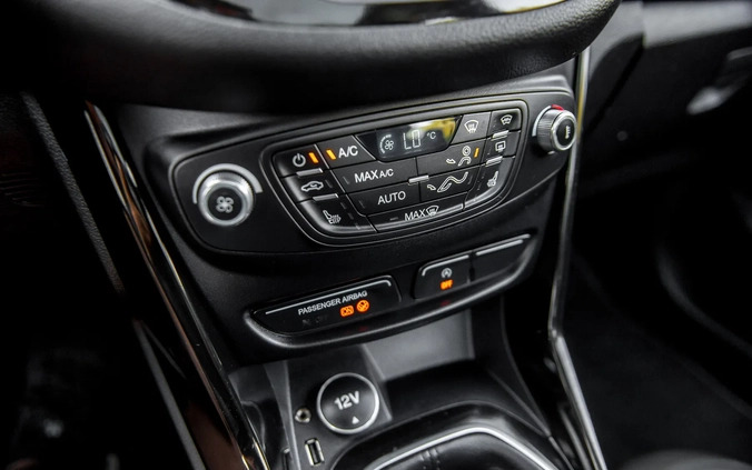Ford B-MAX cena 32900 przebieg: 143111, rok produkcji 2012 z Radom małe 497